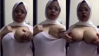 Skandal Jilbab Putih Tobrut Sange Video by Eporner Skandal Jilbab Putih Tobrut Sange Video by Eporner