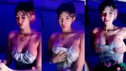 Toketnya Hilly WK Makin Besar Ya Bund Video by FapHouse Toketnya Hilly WK Makin Besar Ya Bund Video by FapHouse